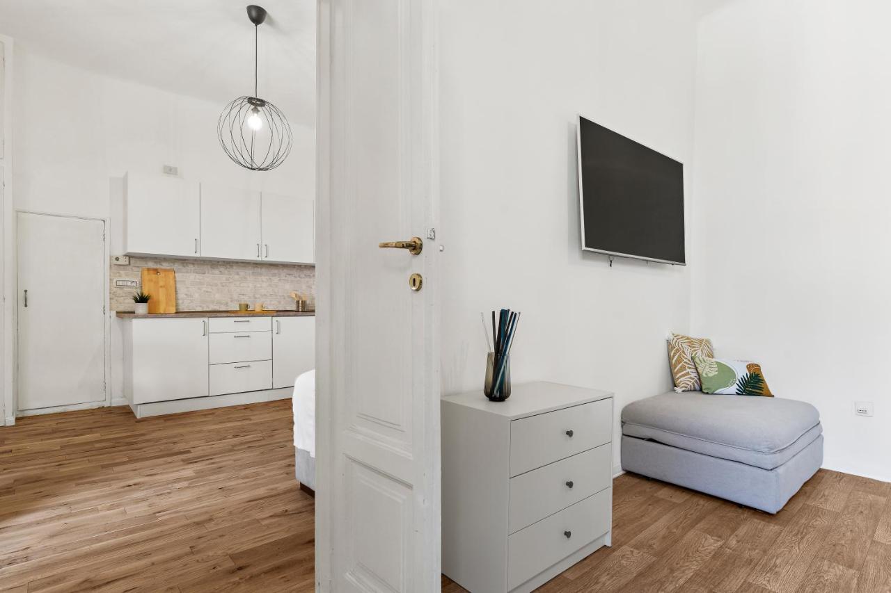 Navigli Charming Flat Apartment Милано Екстериор снимка